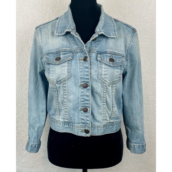 FOREVER 21 • Light Wash Distressed Denim Jacket - Picture 1 of 14